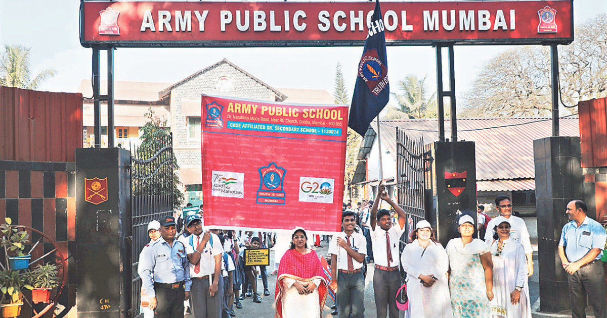 ARMY PUBLIC SCHOOL STUDENTS UNDERTAKE HERITAGE WALK